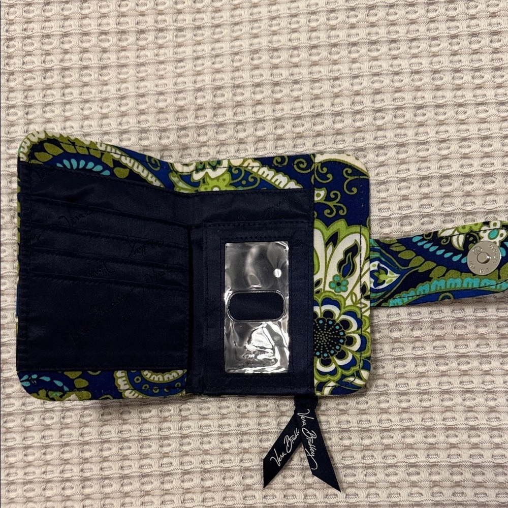 Vera Bradley Rhythm & Blues Snap Wallet Retired Floral Blue Green - Picture 3 of 6